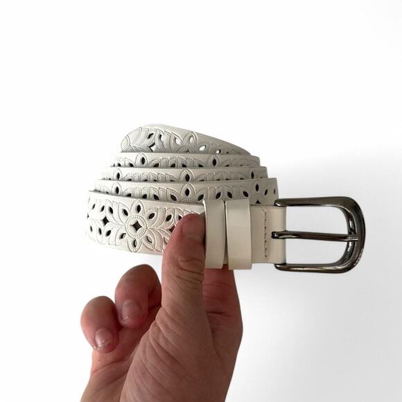 Y2k white and cream carved - Picture 7 of 7